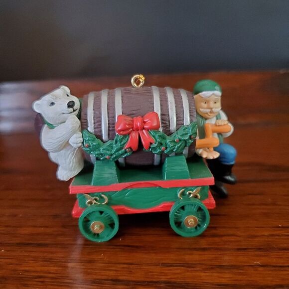 VTG Coca-Cola Bottling Works Christmas Tree Ornament 1996 - Picture 4 of 6